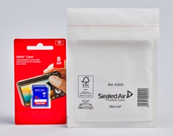 White Mail Lite Bubble Lined Postal Bags REF. A/000 - 100 bags per box White Mail Lite Bubble Lined Postal Bags REF. A/000 - 100 bags per box